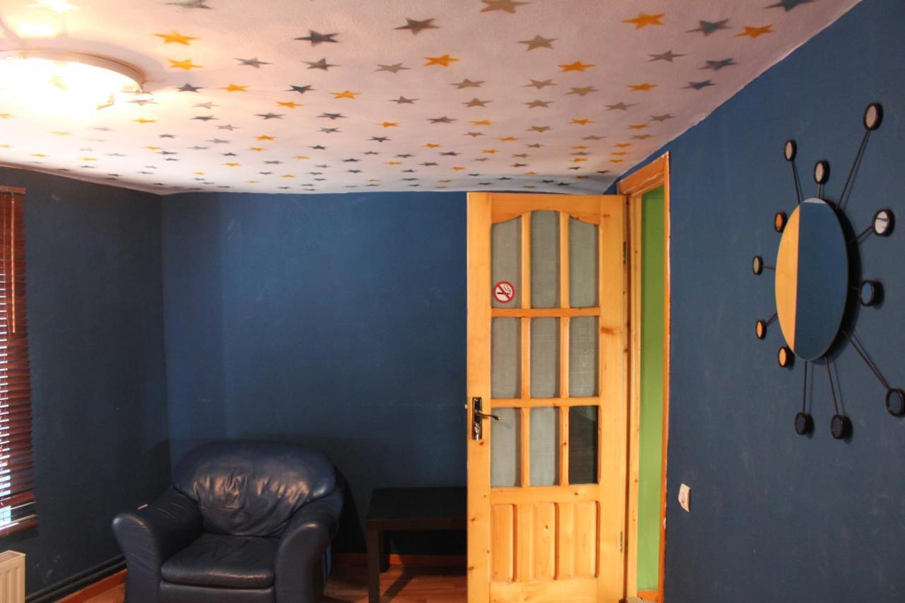 Fun House Pansiyon Bükreş Oda fotoğraf