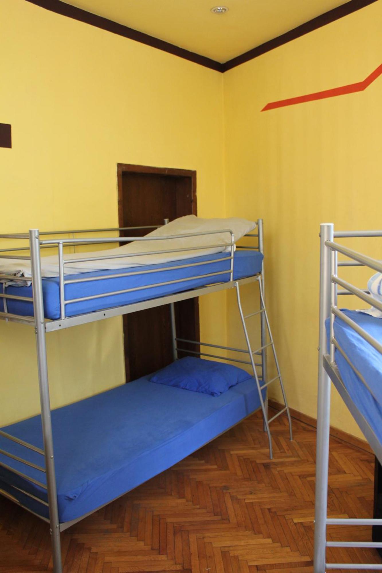Fun House Pansiyon Bükreş Dış mekan fotoğraf