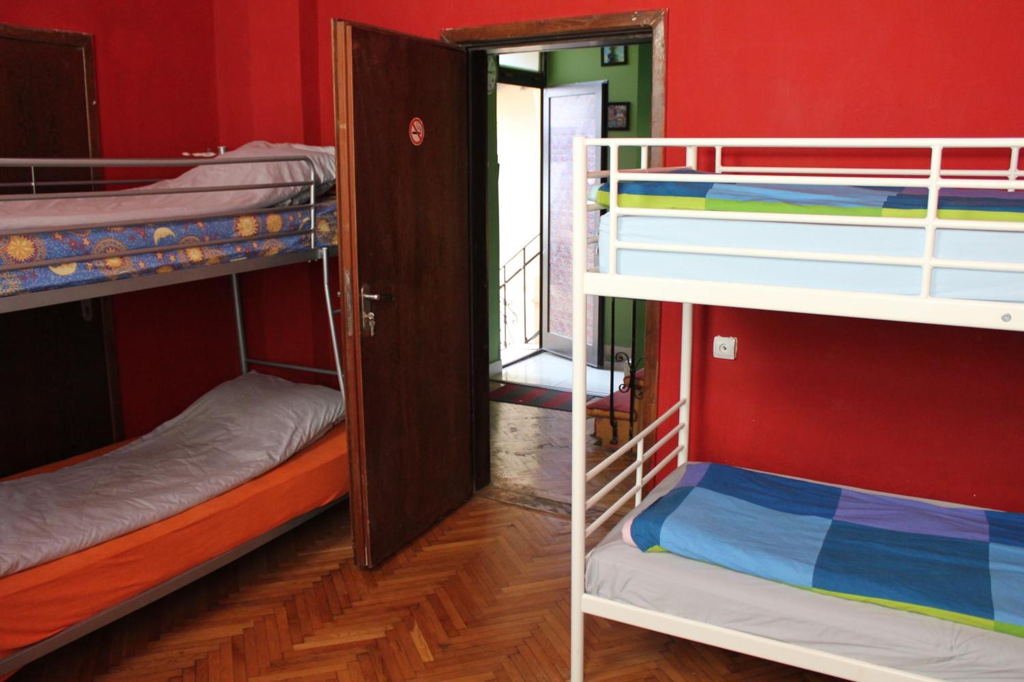 Fun House Pansiyon Bükreş Dış mekan fotoğraf